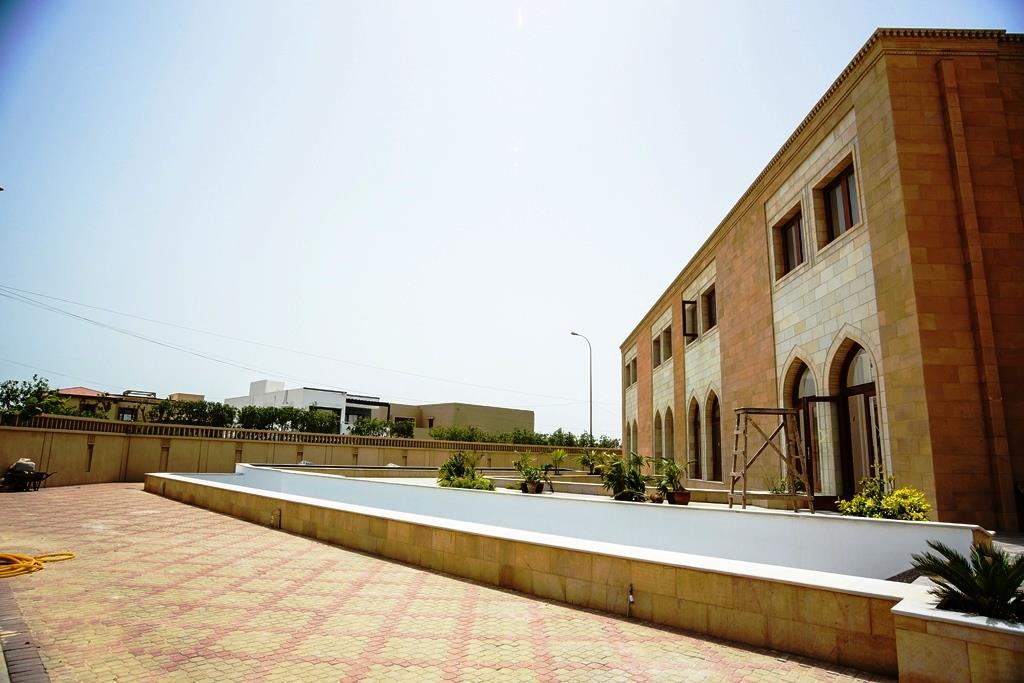 Faiz E Hakimi Jamaat Khana