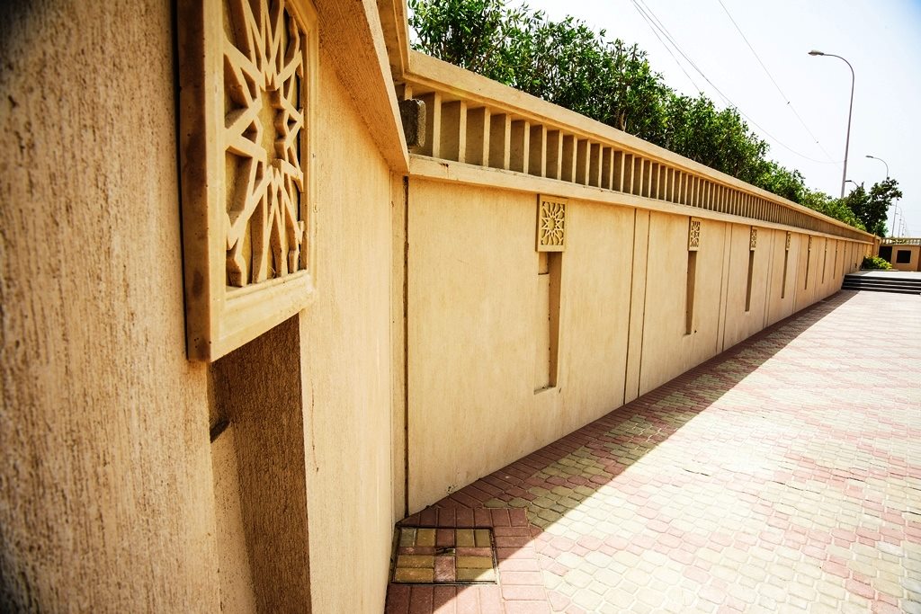 Faiz E Hakimi Jamaat Khana