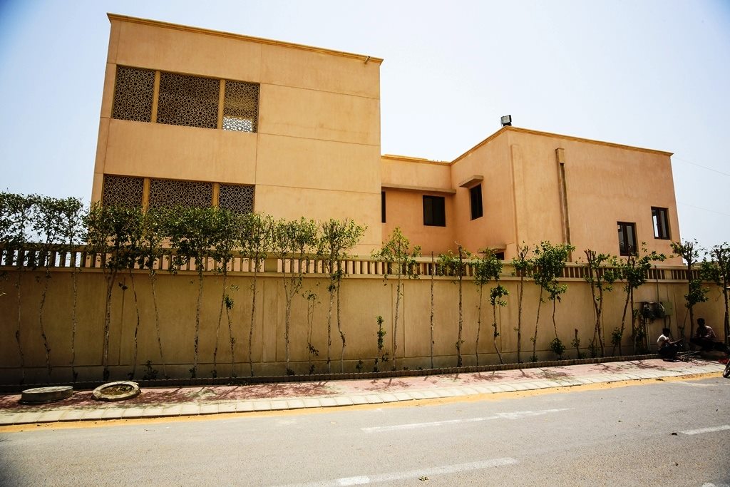 Faiz E Hakimi Jamaat Khana